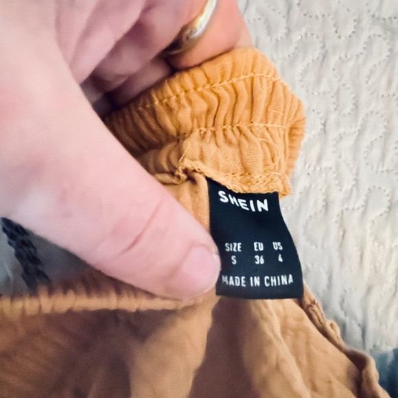 Separate Pieces- Skirt and Tank! - Picture 5 of 6